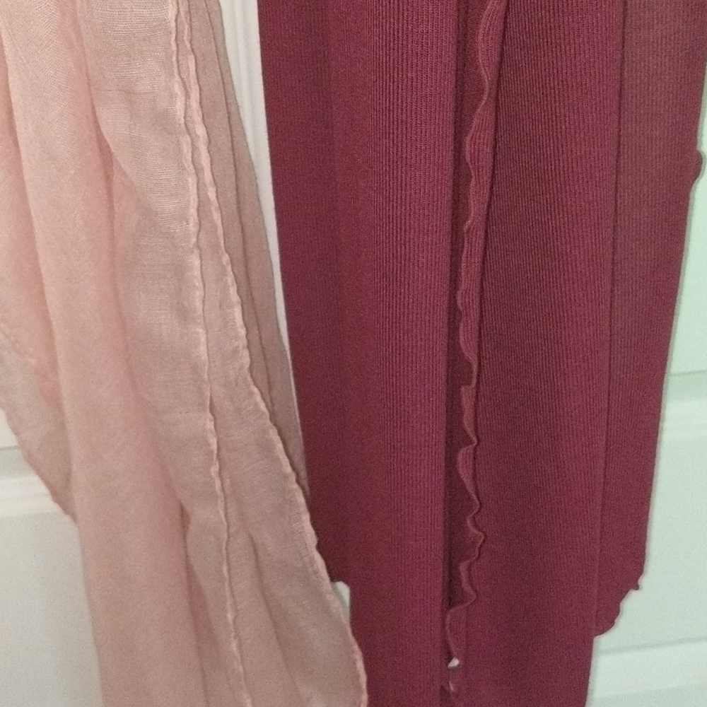 Scarves - Picture 5 of 5